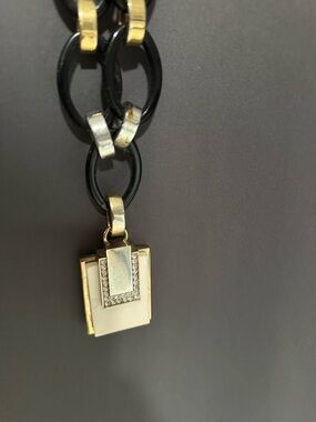 Ann Taylor Gold and Black Link Pendant Necklace